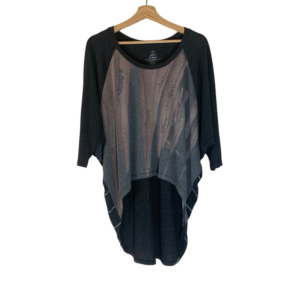 Betsey Johnson High Low Dolman Sleeve Womens Top Size Medium